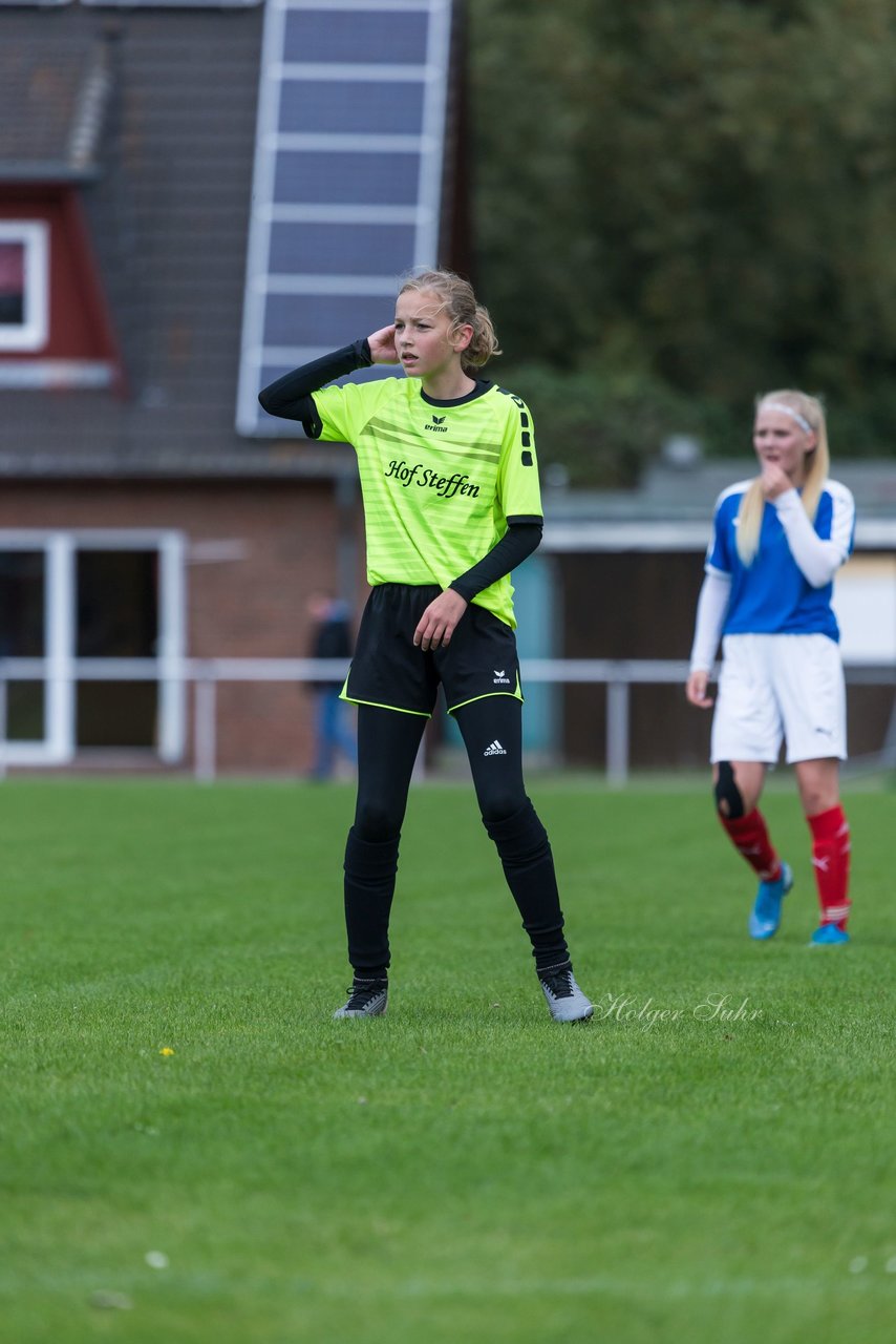 Bild 186 - B-Juniorinnen TSV Schoenberg - Holstein Kiel : Ergebnis: 0:23